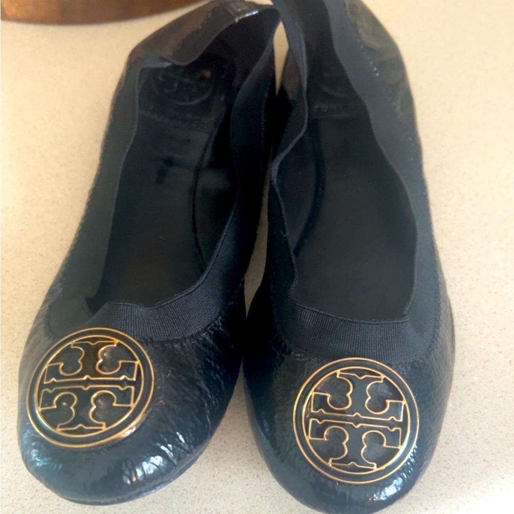 Tory Burch Carolina flats